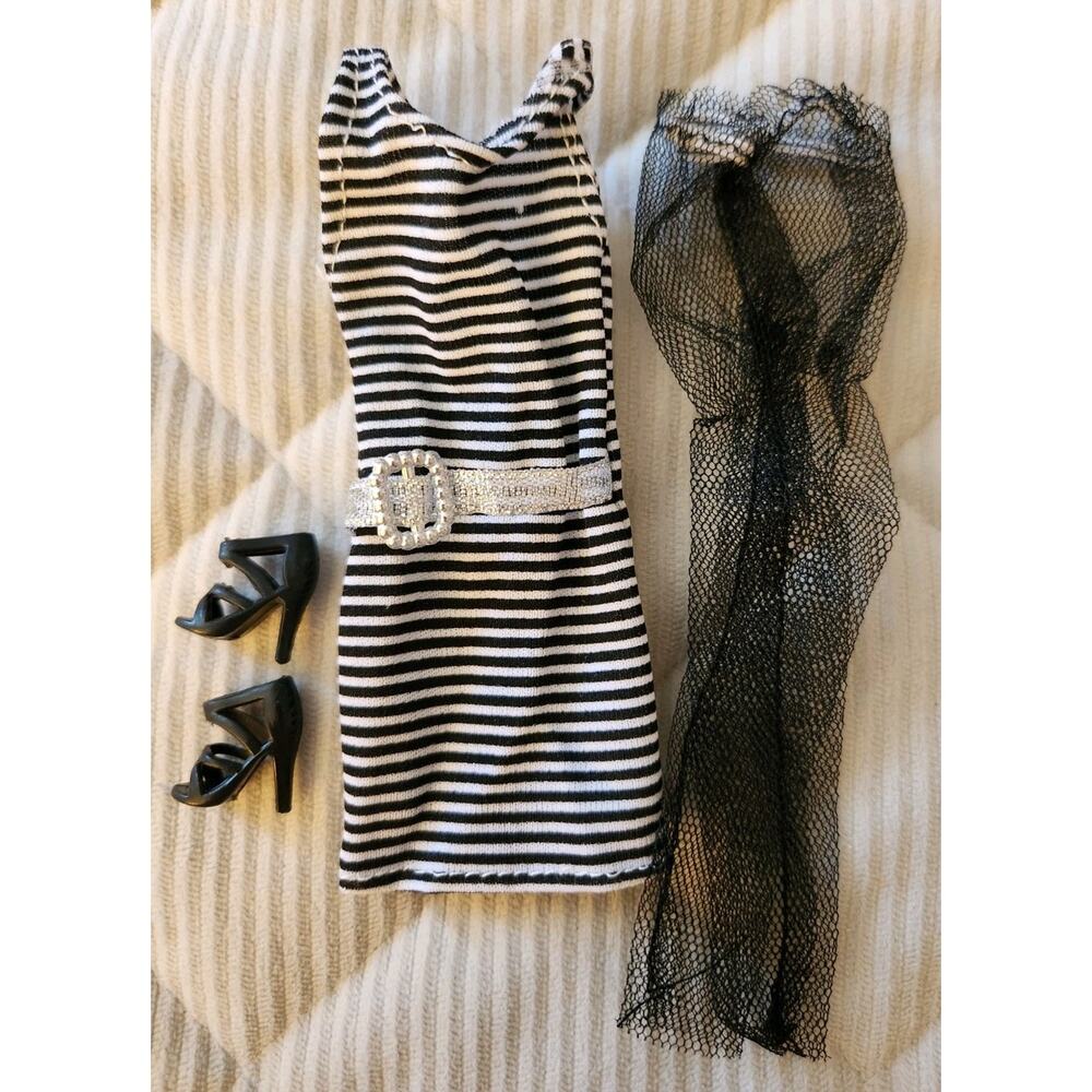 Vintage Barbie Midge Black & White Dress & Accessories